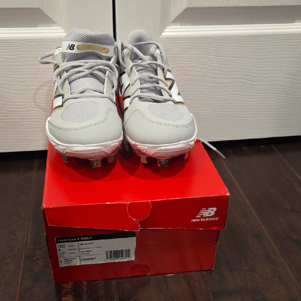 New Balance Adult Metal Baseball Cleats